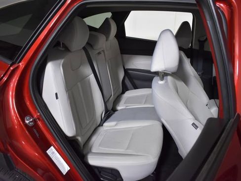 Used 2025 Hyundai Tucson SEL FWD image 31