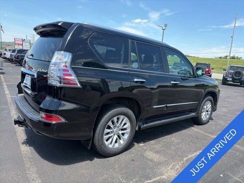 Used 2014 Lexus GX 460 w/ Premium Package AWD/4WD image 4