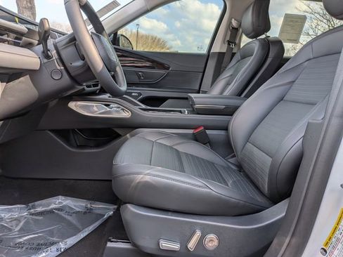 New 2026 Lincoln Nautilus Reserve w/ Jet Appearance Package image 17