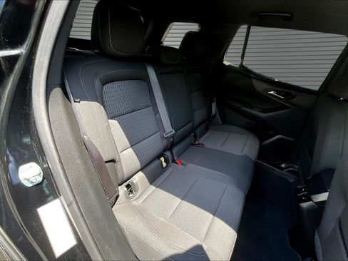 Used 2025 Chevrolet Equinox LT AWD/4WD image 16