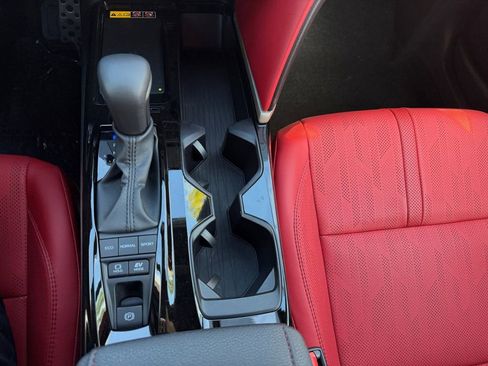 Used 2025 Toyota Camry XSE image 22