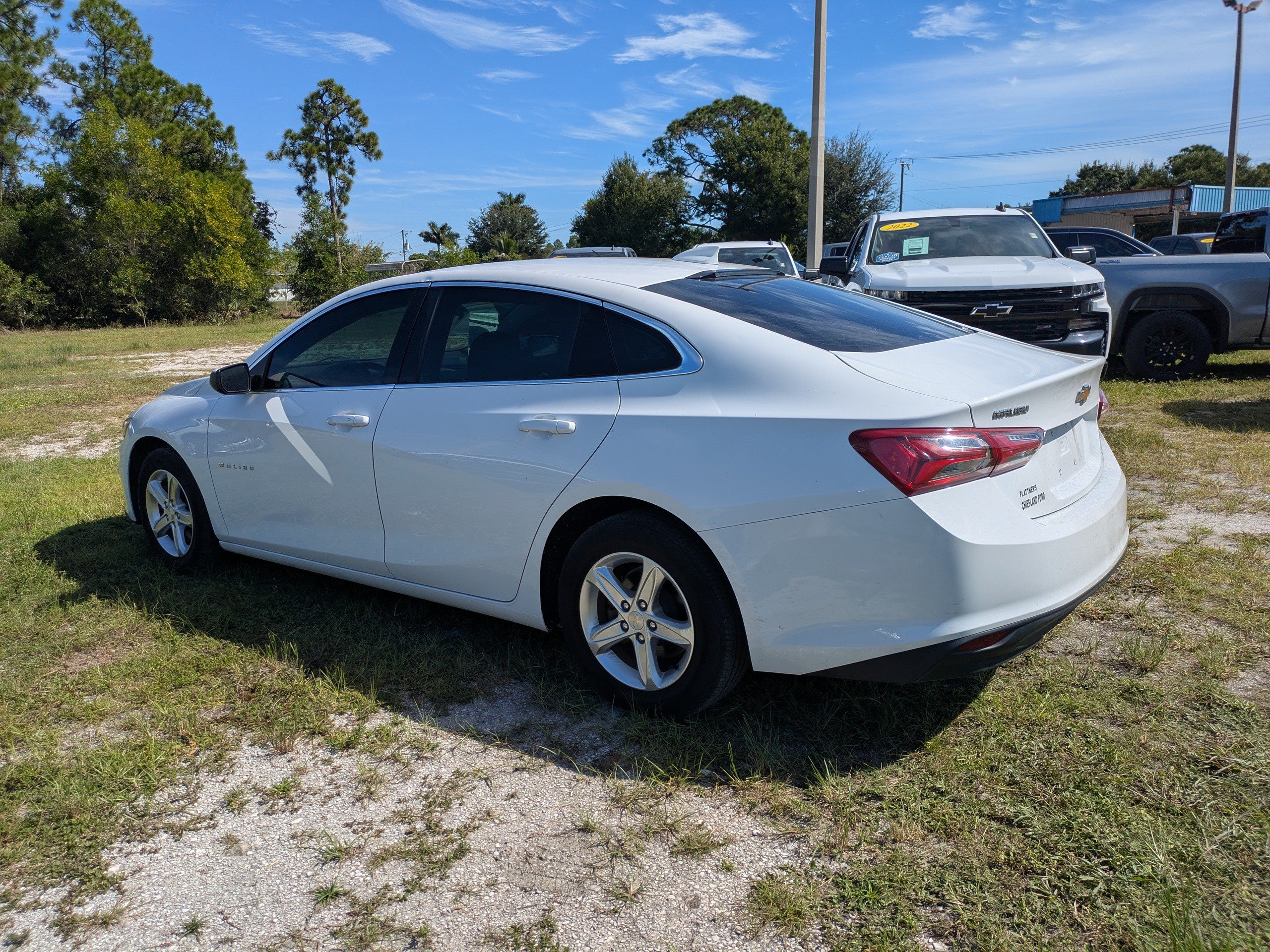 Used 2022 Chevrolet Malibu LT FWD image 6