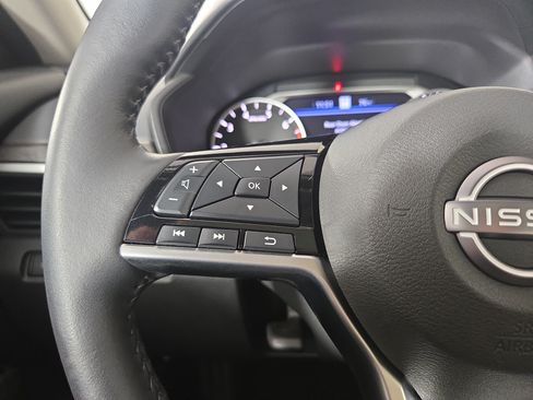 Used 2023 Nissan Altima 2.5 SL AWD/4WD image 15