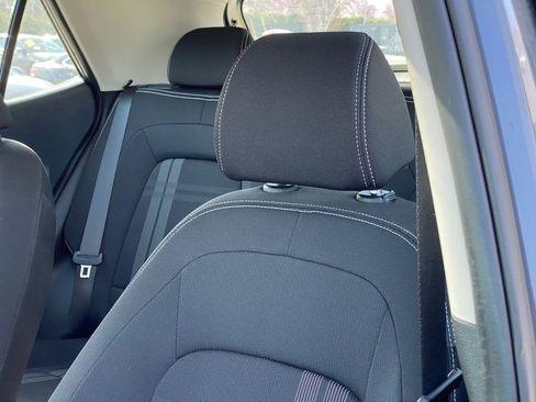 Used 2024 Hyundai Venue SEL image 22