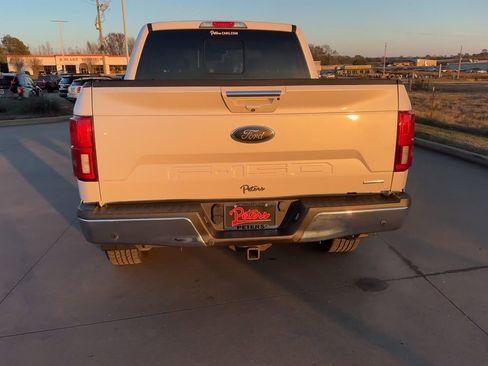 Used 2018 Ford F150 Lariat w/ Equipment Group 502A Luxury image 8