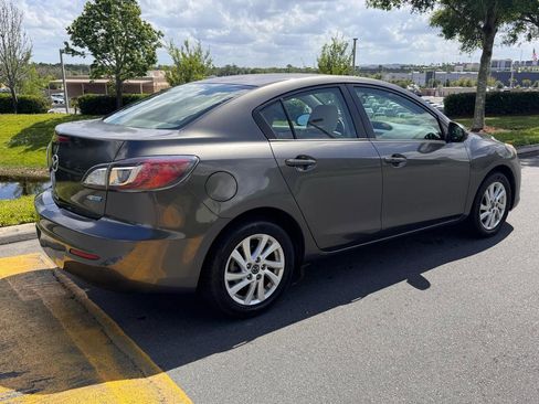 Used 2013 MAZDA MAZDA3 i Touring image 24