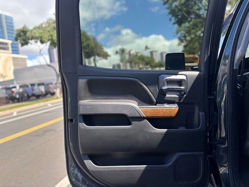 Used 2017 Chevrolet Silverado 1500 LTZ w/ LTZ Plus Package image 16