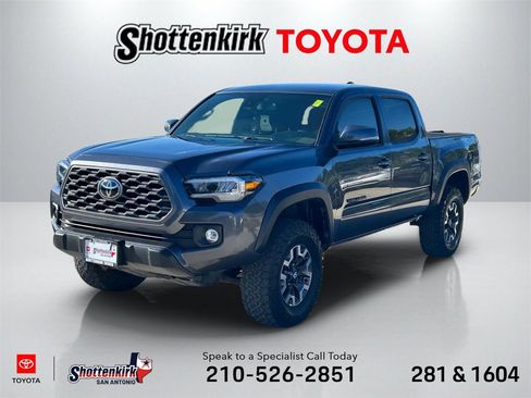 Certified 2021 Toyota Tacoma TRD Off-Road image 1