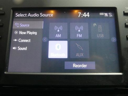 Used 2019 Toyota RAV4 XLE Premium image 42