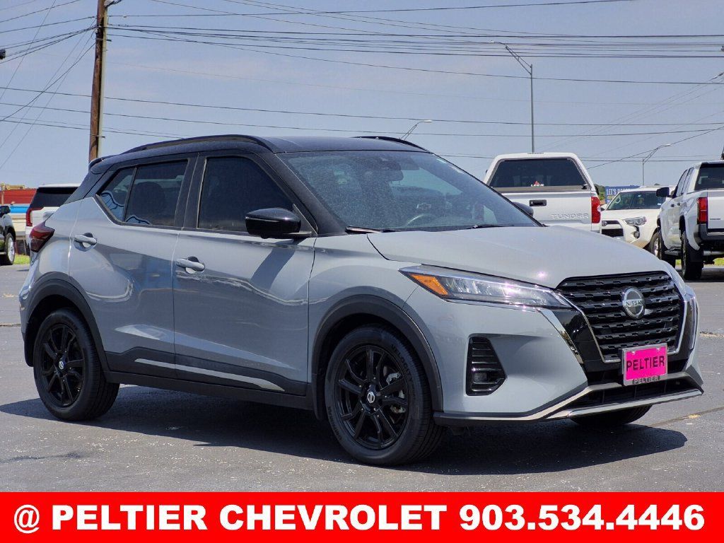 Used 2021 Nissan Kicks SR FWD image 1