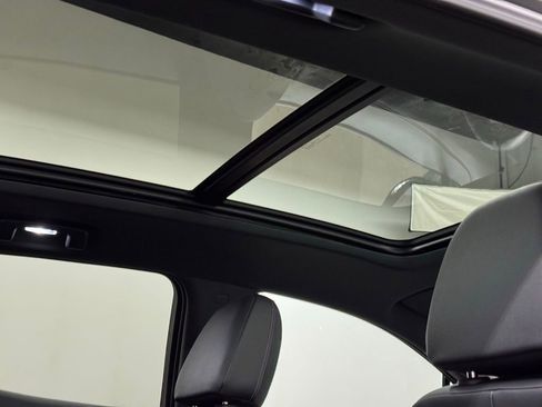 Used 2024 Chevrolet Blazer EV RS image 15