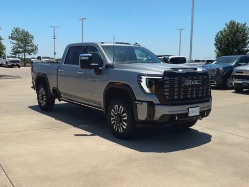 New 2026 GMC Sierra 2500 Denali Ultimate AWD/4WD image 3