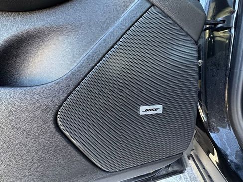 Used 2024 Cadillac XT6 Sport w/ LPO, ONYX Package image 13