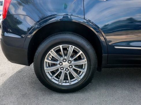 Used 2017 Cadillac XT5 Luxury w/ Driver Awareness Package image 27