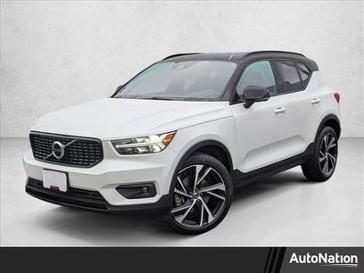 Used 2021 Volvo XC40 T5 R-Design w/ Climate Package