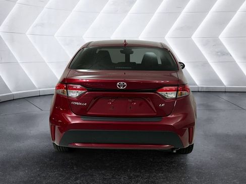 Used 2022 Toyota Corolla LE image 5