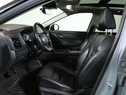 Used 2022 Nissan Rogue SL w/ SL Premium Package AWD/4WD image 3
