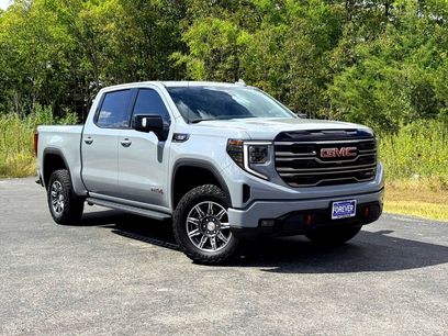 Used 2025 GMC Sierra 1500 AT4 w/ AT4 Premium Package