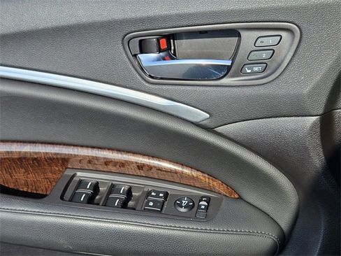 Used 2018 Acura MDX SH-AWD image 26