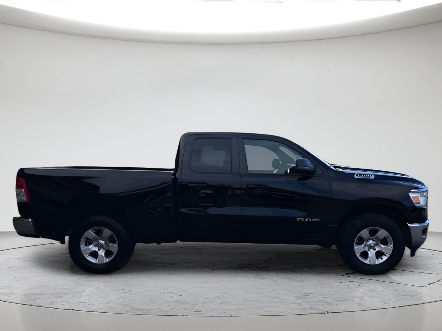 Used 2023 RAM 1500 Big Horn AWD/4WD image 4