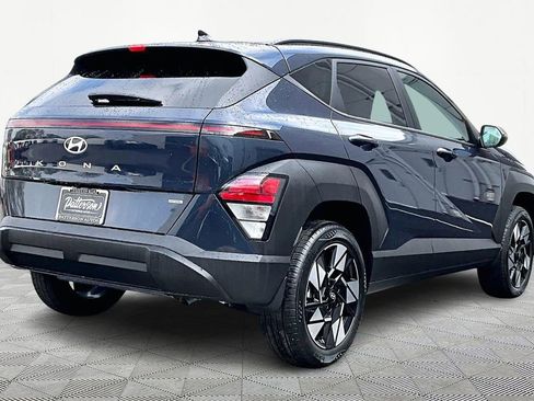 Used 2025 Hyundai Kona SEL image 2