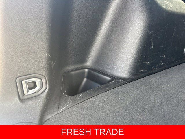 Used 2024 Jeep Grand Cherokee Altitude AWD/4WD image 11