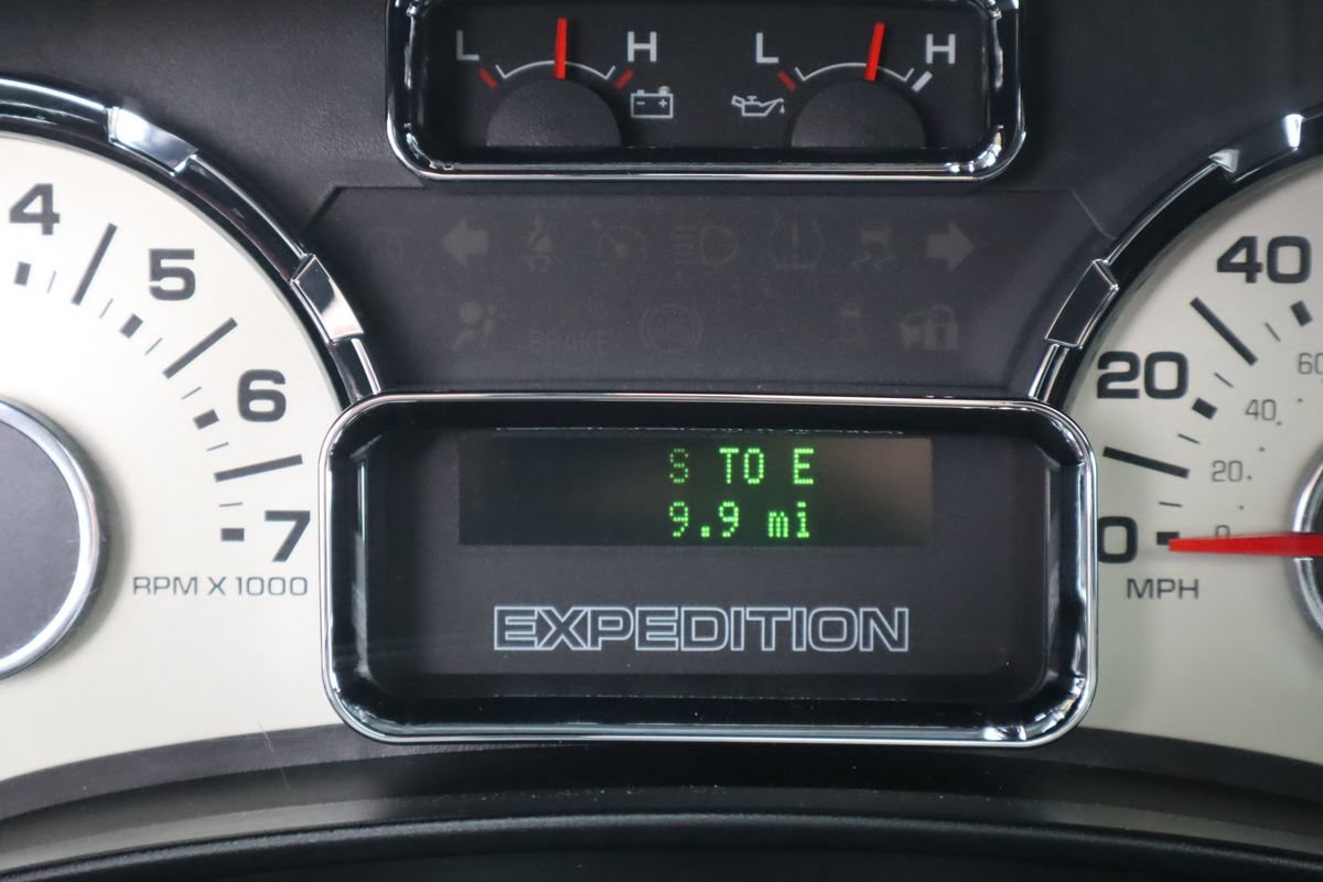 Used 2014 Ford Expedition Limited w/ Equipment Group 301A RWD image 49