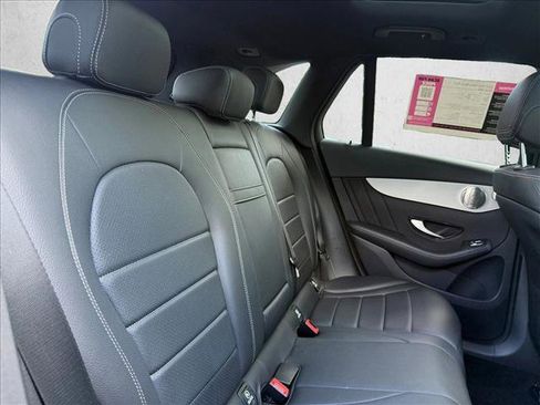 Used 2021 Mercedes-Benz GLC 300 image 25