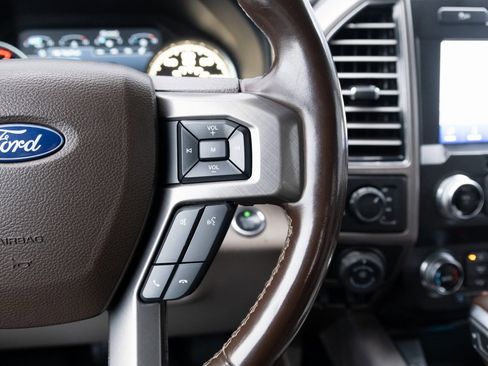 Used 2019 Ford F150 Limited AWD/4WD image 9