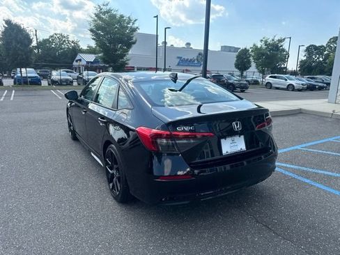 Used 2023 Honda Civic Sport image 6