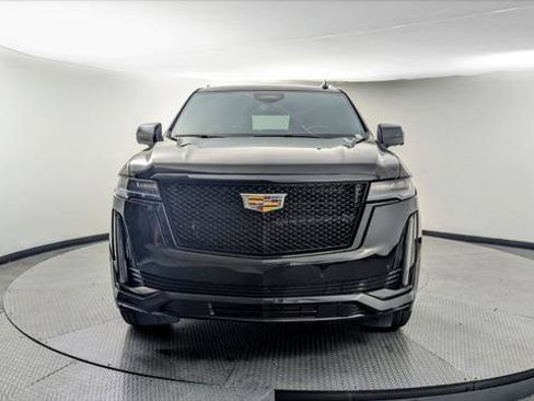 Used 2023 Cadillac Escalade Sport AWD/4WD image 13