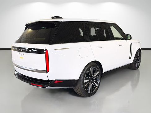 New 2026 Land Rover Range Rover SE AWD/4WD image 5