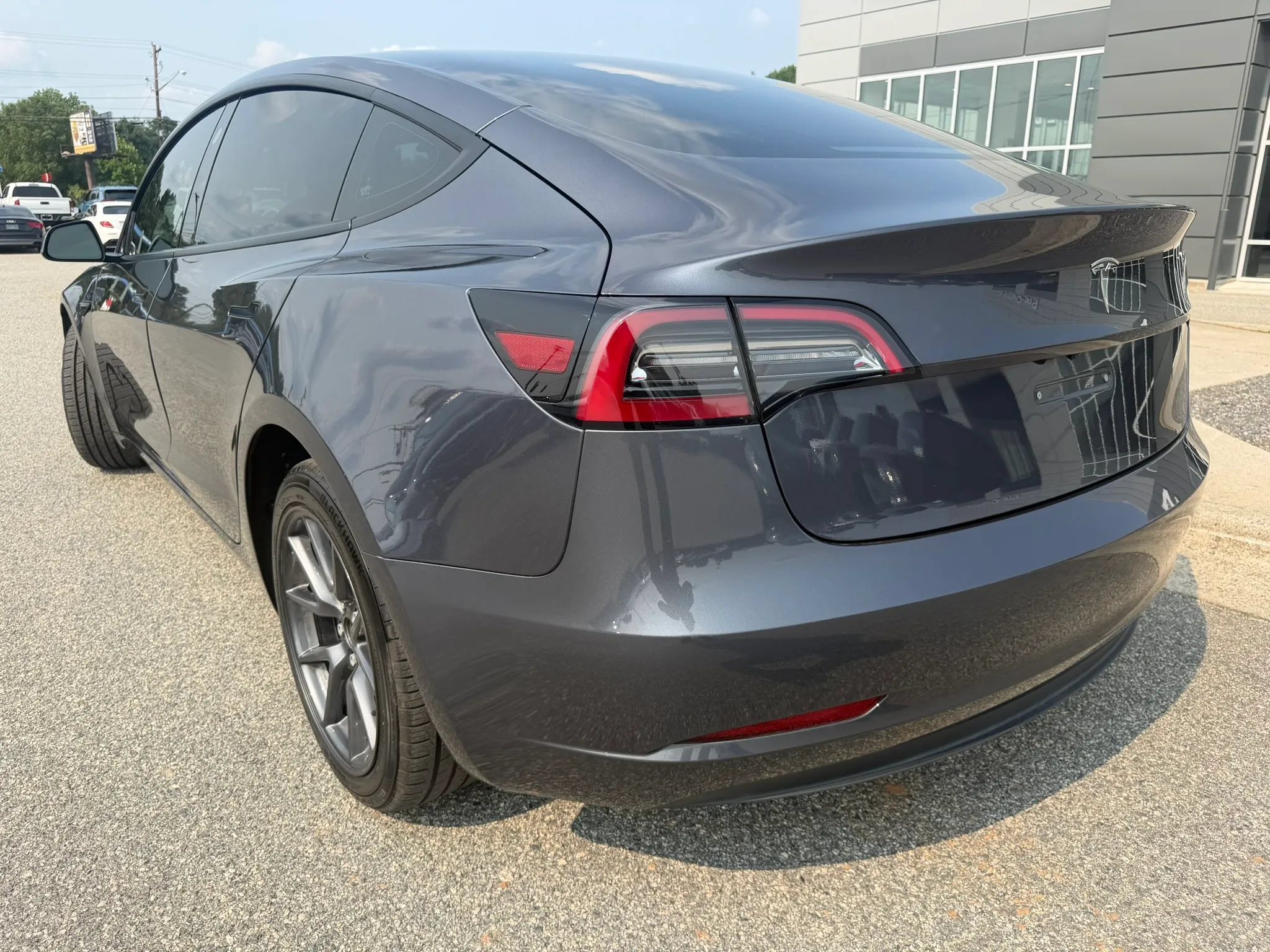 Used 2023 Tesla Model 3 Standard Range RWD image 3
