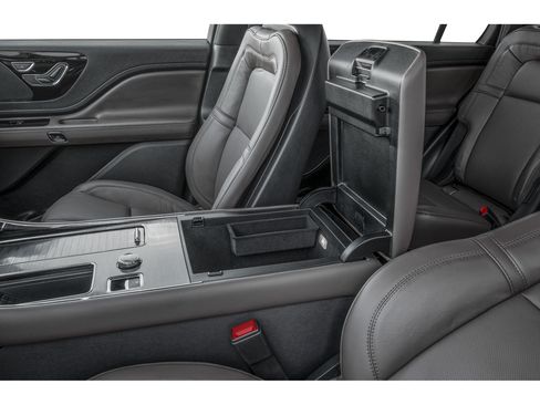 New 2027 Lincoln Aviator Reserve RWD image 35