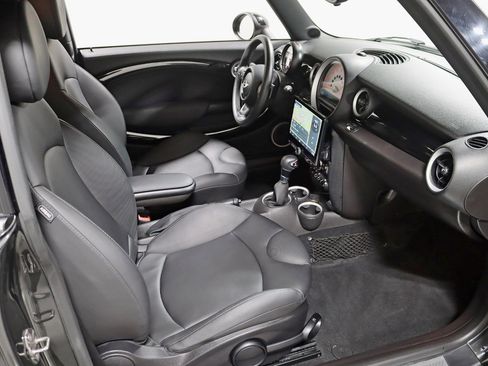 Used 2013 MINI Cooper S image 26