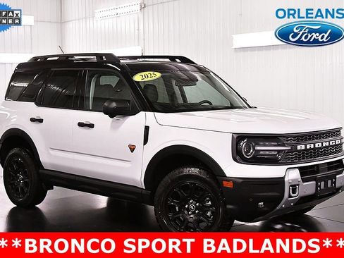 Used 2025 Ford Bronco Sport Badlands image 1