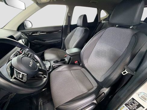 Used 2024 Kia Seltos S AWD/4WD image 22
