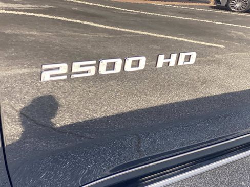 Used 2022 Chevrolet Silverado 2500 High Country w/ LPO, Hitch Package image 14