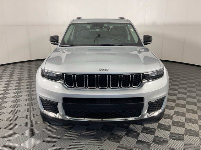 Used 2023 Jeep Grand Cherokee L Limited AWD/4WD image 2