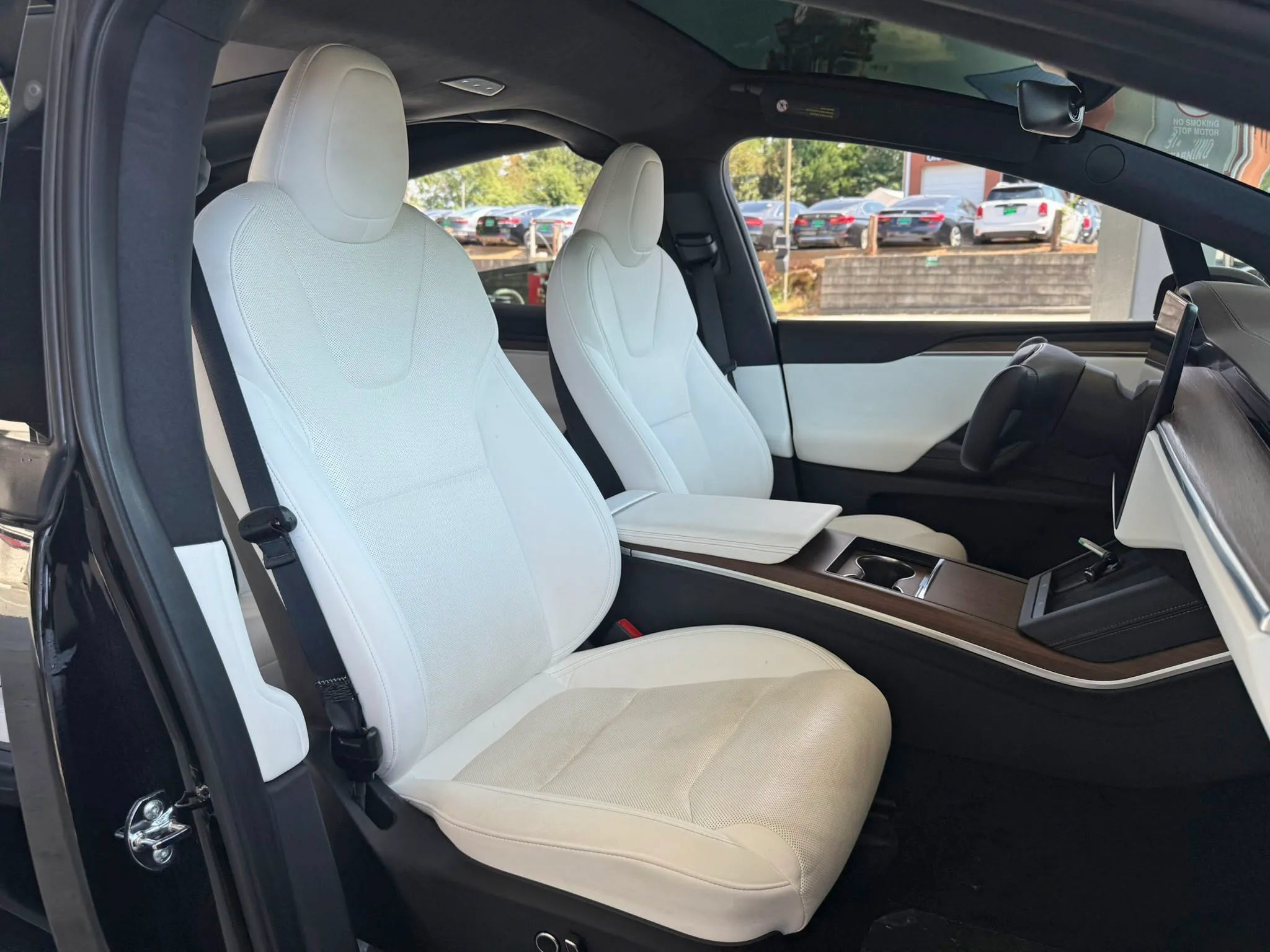 Used 2022 Tesla Model X AWD/4WD image 27