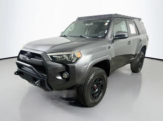 Used 2019 Toyota 4Runner SR5 AWD/4WD video 3