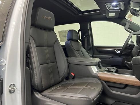 New 2026 Chevrolet Silverado 2500 High Country w/ High Country Premium Package AWD/4WD image 24