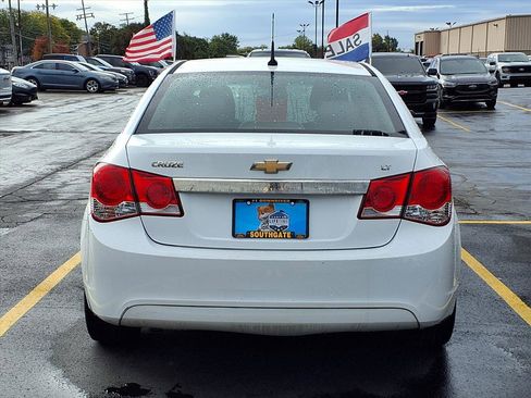 Used 2014 Chevrolet Cruze LT image 19