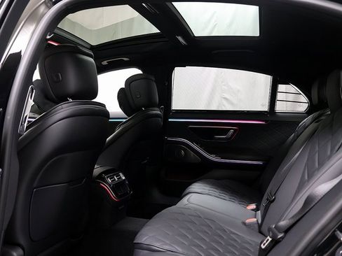 Certified 2025 Mercedes-Benz S 580 S 580 image 13