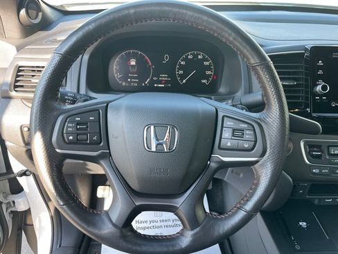 Used 2025 Honda Ridgeline TrailSport image 25