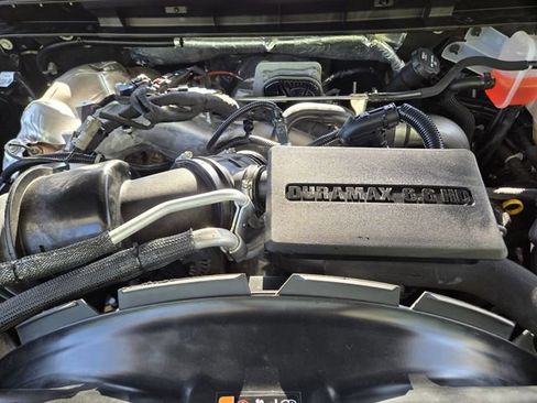 Used 2025 Chevrolet Silverado 2500 LT AWD/4WD image 30