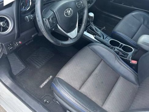 Used 2018 Toyota Corolla SE FWD image 7