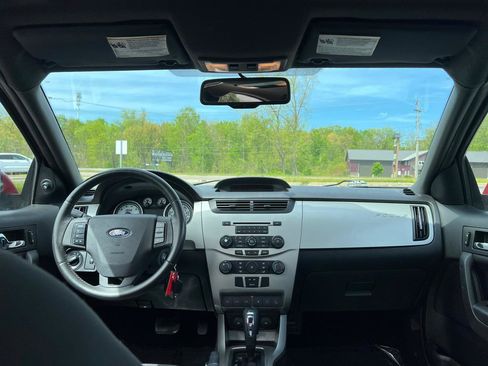 Used 2011 Ford Focus SES w/ 401A Rapid Spec Order Code FWD image 29