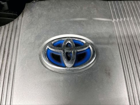 Used 2018 Toyota Prius Prime Advanced FWD image 32