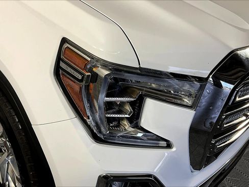 Used 2019 GMC Sierra 1500 SLT w/ SLT Premium Package image 25